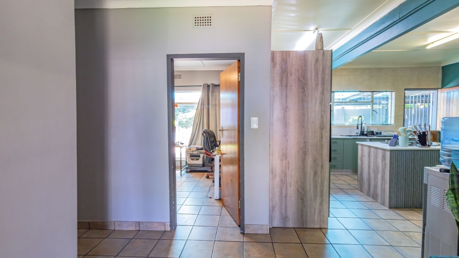 4 Bedroom Property for Sale in Bodorp North West